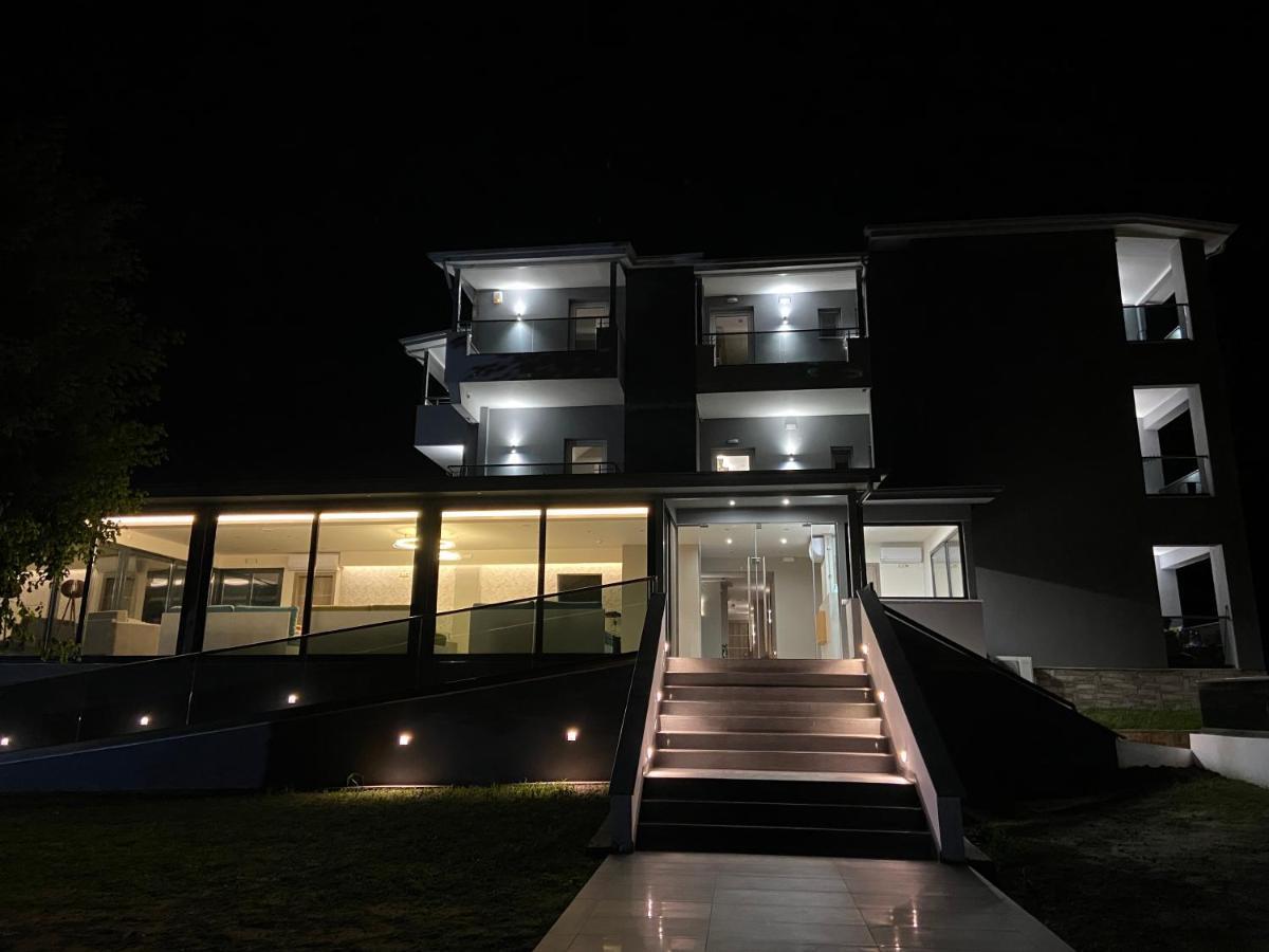 Olympus Diamond Studios Olympiaki Akti Exterior photo